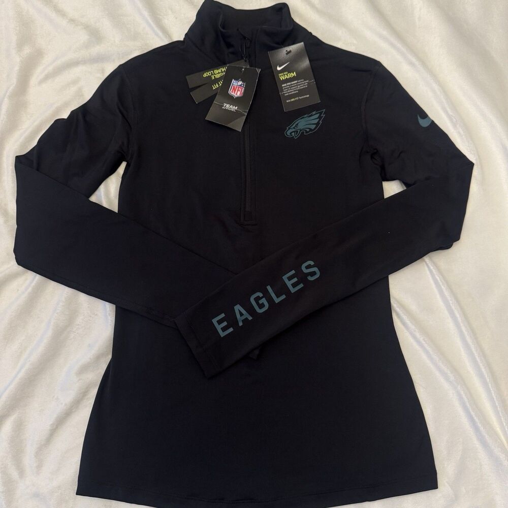 Nike Pro Warm Women's Philadelphia Eagles 1/2 Zip Pullover Top